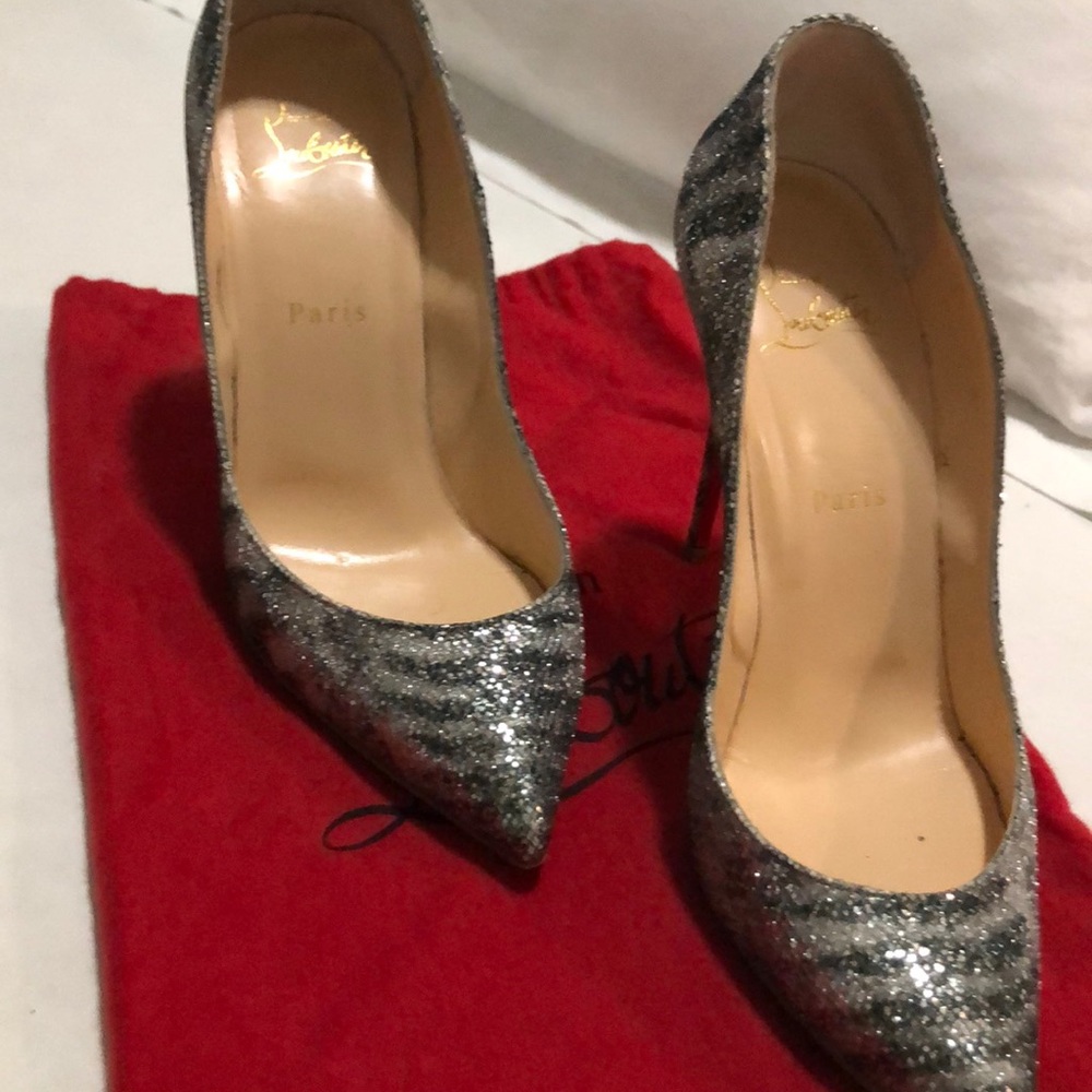 Christian Louboutin So Kate